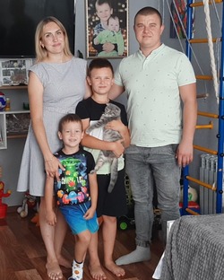 Семья Грищенко из села Дмитриевки отметила десятилетие совместной жизни