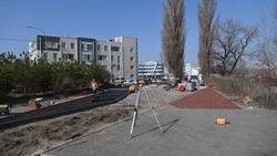 Рабочие завершили треть строительных работ в мемориальном сквере «Камышитовый» города Белгорода 