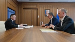Вячеслав Гладков договорился с министром строительства и ЖКХ о поставках мобильных котельных