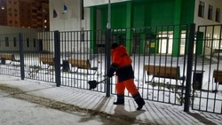 Белгородские коммунальщики устраняли последствия непогоды всю ночь 