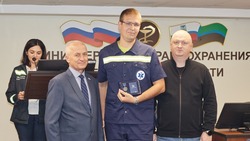 Белгородские медики получили награды за оказание медицинской помощи в зоне СВО