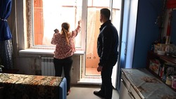 Валентин Демидов проверил ход восстановительных работ в многоэтажках на Харьковской горе