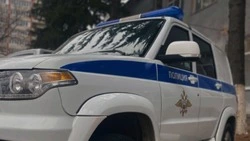 Мужчина устроил конфликт с супругой возле цветочной палатки в Белгороде 