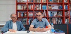 Глава администрации Яковлевского округа Олег Медведев провёл большую прямую линию во «ВКонтакте»