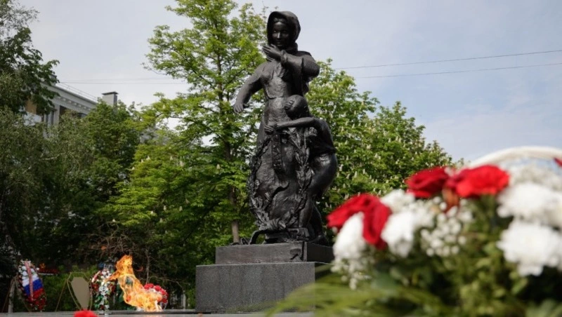 Гладков поздравил белгородцев с 81-й годовщиной Победы в ВОВ