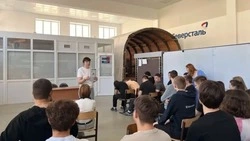 Яковлевским студентам рассказали о сроках за «лёгкий» заработок в сети