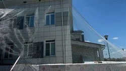 Гладков рассказал об укрытии соцобъектов в приграничье антидроновой сеткой