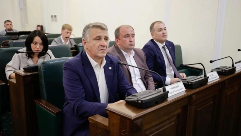 Александр Шуваев оценил проекты благоустройства пяти округов