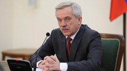 Вячеслав Гладков поздравил бывшего губернатора Белгородской области с юбилеем