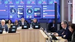 Вячеслав Гладков раскритиковал чиновников за платный спорт для детей
