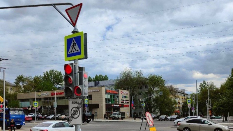 Светофорный объект на пересечении Богданки и Студенческой в Белгороде заработал по-новому 