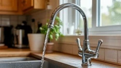 Отключение горячей воды произойдёт на некоторых улицах в Строителе 