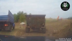 Жители Яковлевского округа выгрузили отходы силоса посреди поля