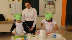Известный шеф-повар провёл кулинарный мастер-класс для юных белгородцев
