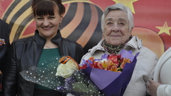 Яковлевские артисты поздравили Лидию Ивановну Смирнову в рамках акции «Не только 9 Мая»