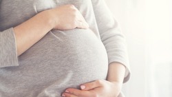 Соцфонд назначил единое пособие 275 беременным белгородкам