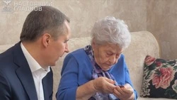 Вячеслав Гладков вручил ветеранам ВОВ юбилейные медали к 80-летию Победы