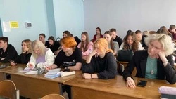 Белгородским студентам рассказали о роли и угрозах интернета в современной коммуникации