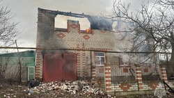 Две маленькие девочки погибли во время пожара в частном доме в Яковлевском округе 