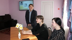 Участники литературной студии «Пробел» встретились с молодёжью Яковлевского округа