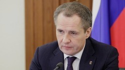 Вячеслав Гладков призвал усилить контроль качества ремонта пострадавших от обстрела домов 