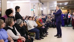 Губернатор Вячеслав Гладков встретился с жителями приграничных сёл Белгородского района