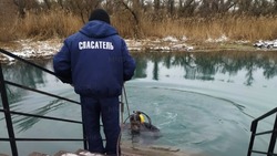 Белгородские спасатели проверили безопасность крещенской купели в селе Шопино Яковлевского округа