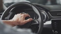 Белгородцы смогут загрузить электронные копии СТС и водительского удостоверения в «Госуслуги Авто»