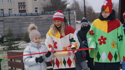 Праздничное открытие ледового катка состоялось в Парке Роз города Строителя