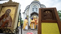 В Белгороде освятили первый в России инклюзивный храм