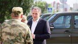 Вячеслав Гладков передал «Орлану» десять новых транспортных средств