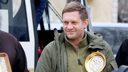 Российский телеведущий Борис Корчевников привёз в Белгород мощи святых