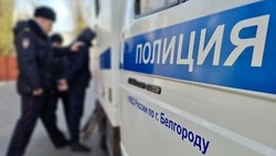 Школьник бросал из окна многоэтажки в Белгороде стеклянные предметы