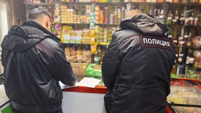 В Белгороде полиция оштрафовала продавца за продажу алкоголя подростку