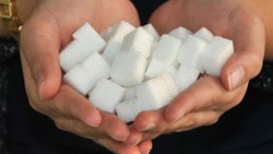 Эксперты подтвердили падение оптовых цен на сахар в России