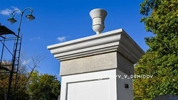 Строители приступили к отделке входной группы парка Ленина в Белгороде 
