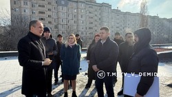 Вячеслав Гладков проверил ход капремонта в ДМШ № 1 и строительном колледже Белгорода 