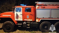 Яковлевские спасатели потушили ночной пожар в бане села Терновки 