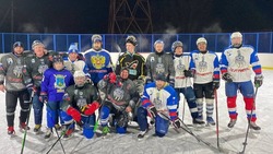 Товарищеский матч по хоккею прошёл в посёлке Яковлево Яковлевского округа