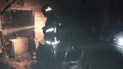 Летняя кухня сгорела в селе Гостищево Яковлевского округа 