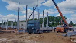 Строители приступили к монтажу металлоконструкций на универсальном ФОКе в Белгороде