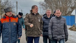 Губернатор Белгородской области Вячеслав Гладков вернулся из обстрелянной ВСУ Вознесеновки