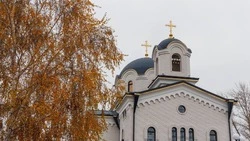 Вячеслав Гладков побывал на освящении нового храма в селе Нижний Ольшанец