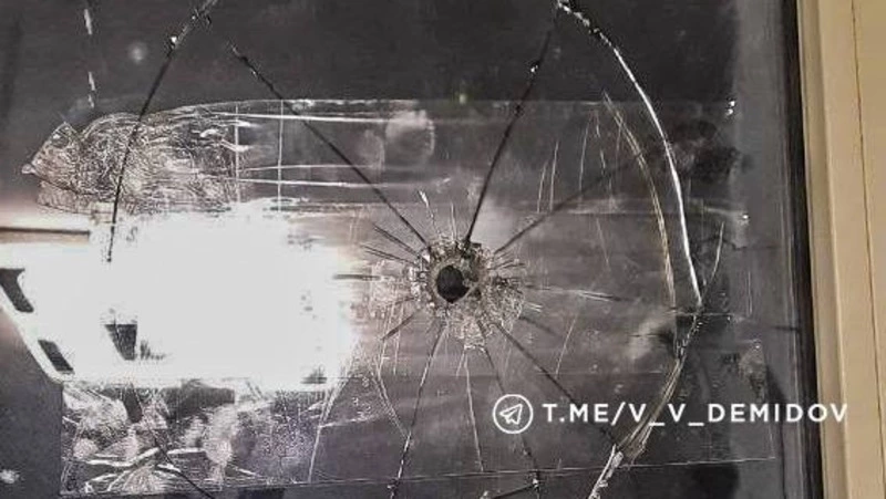 Мэр Белгорода показал последствия атаки беспилотника на спальный район 