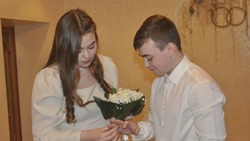 18 пар сыграли свадьбы 22 февраля 2022 года в Яковлевском отделе ЗАГС