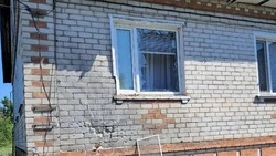 Навес дома повреждён из-за атаки дрона в Шебекинском округе 