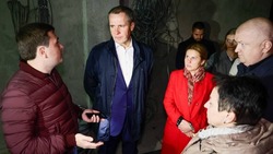 Вячеслав Гладков провёл совещание на стройплощадке детской поликлиники № 3 Белгорода