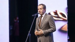 Вячеслав Гладков поздравил работников СМИ с Днём российской печати