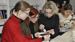 Молодой креатор Алина Запара провела мастер-класс в Строителе в рамках проекта «Есть идея!»