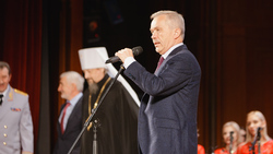 Белгородский губернатор поздравил сотрудников ОВД с профессиональным праздником